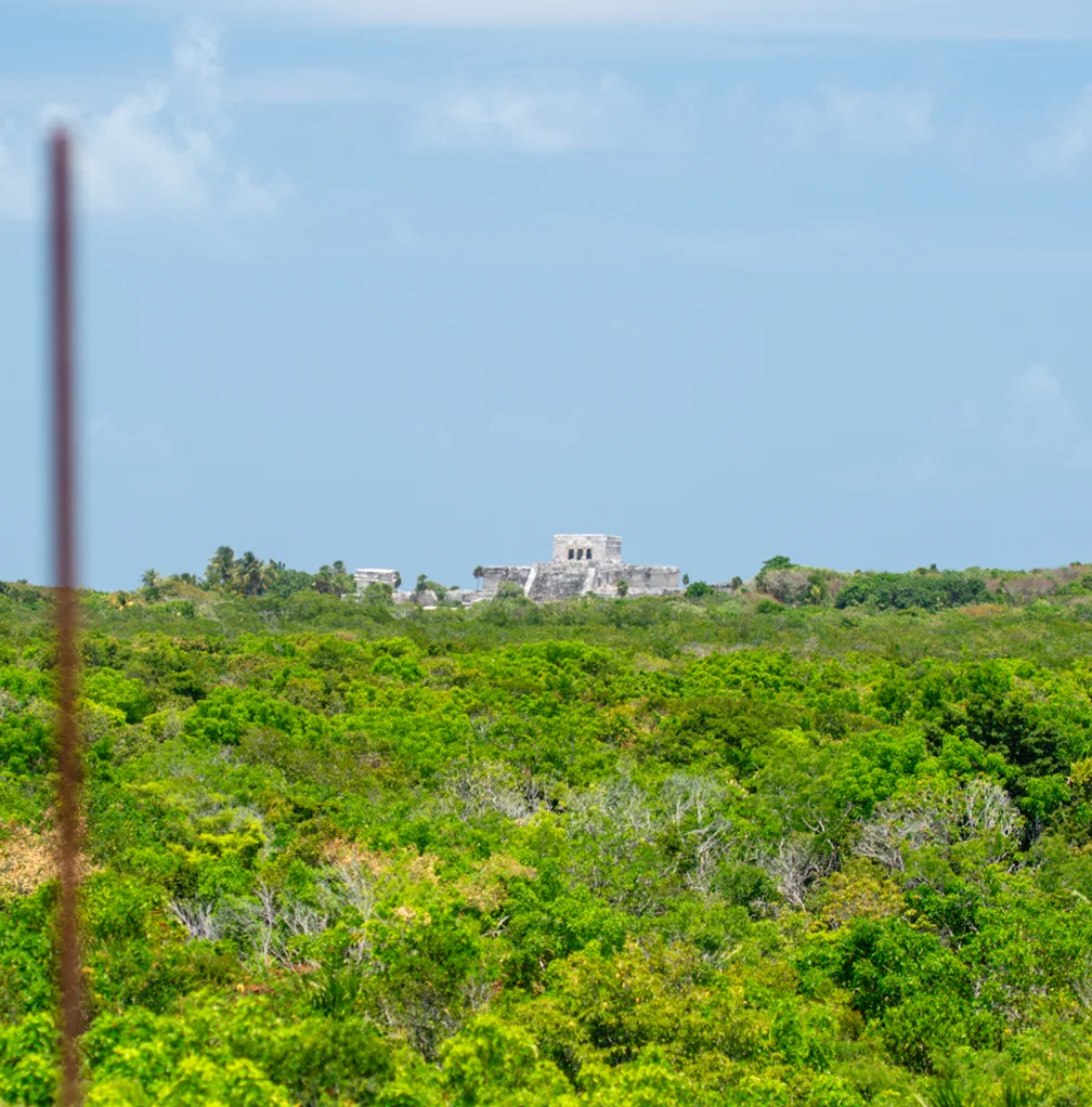 View vernal tulum ruins